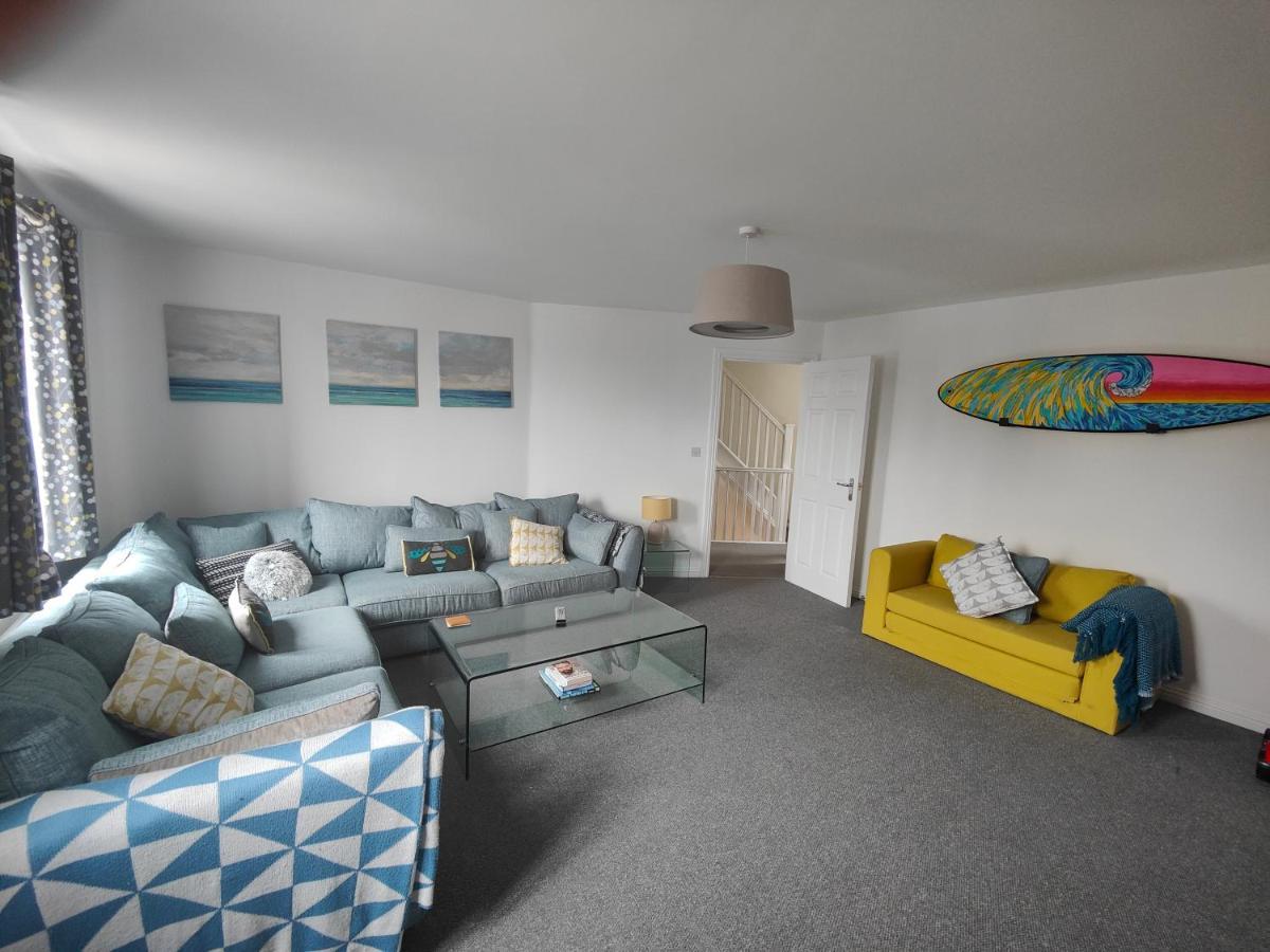 Beach Break Aberavon Holiday Home By The Sea Port Talbot Bagian luar foto