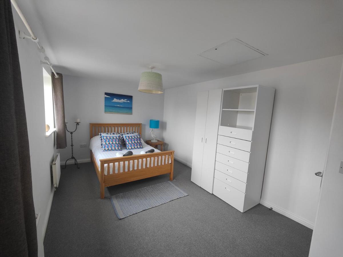Beach Break Aberavon Holiday Home By The Sea Port Talbot Bagian luar foto