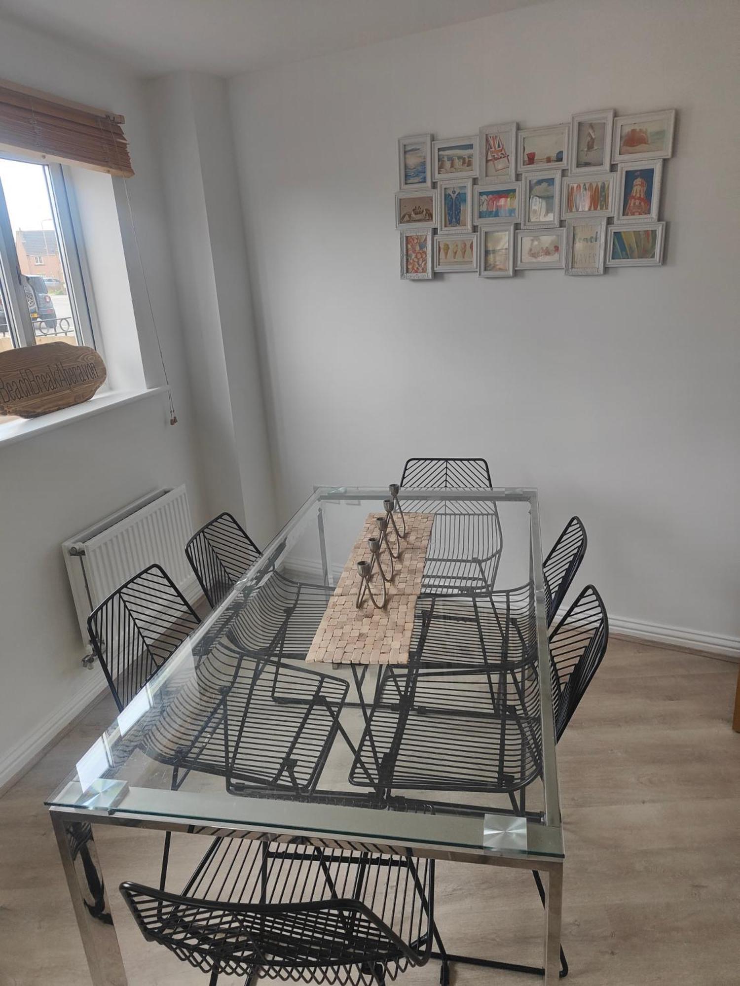 Beach Break Aberavon Holiday Home By The Sea Port Talbot Bagian luar foto